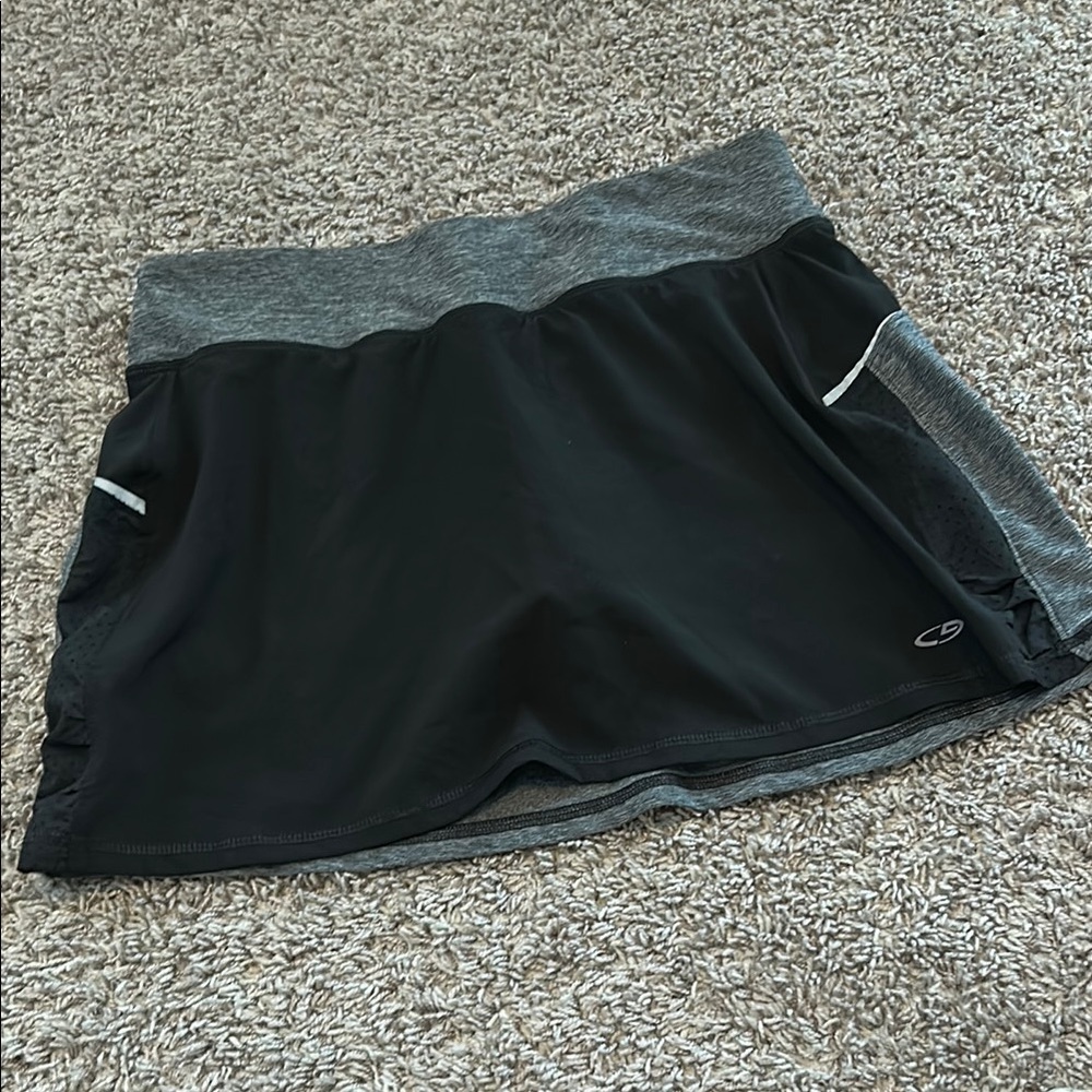 Champion small skirt skort athletic stretch gray black